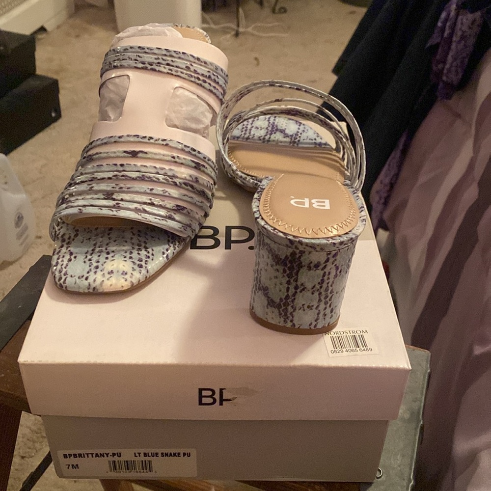 B P Sandal View 4